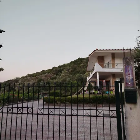 Agnandi Apartmán Néos Pírgos